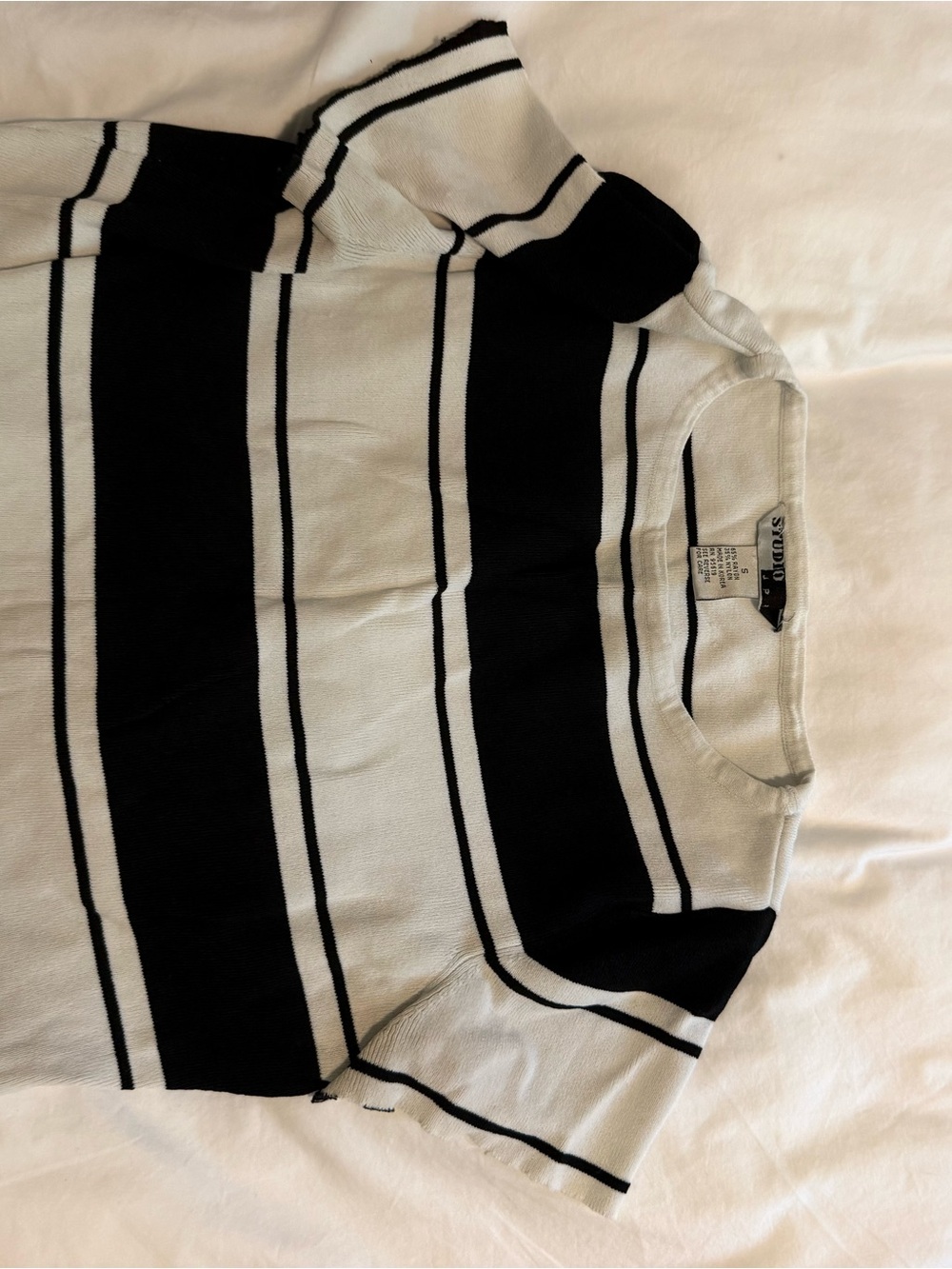 Striped Black and White Short Sleeve Knit Top
